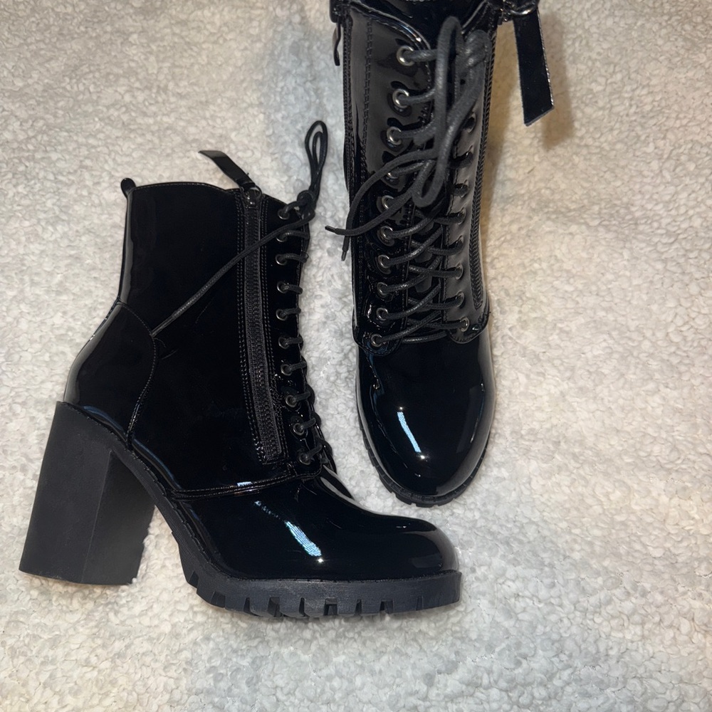 Fashion Nova Glossy Black Heeled Boots